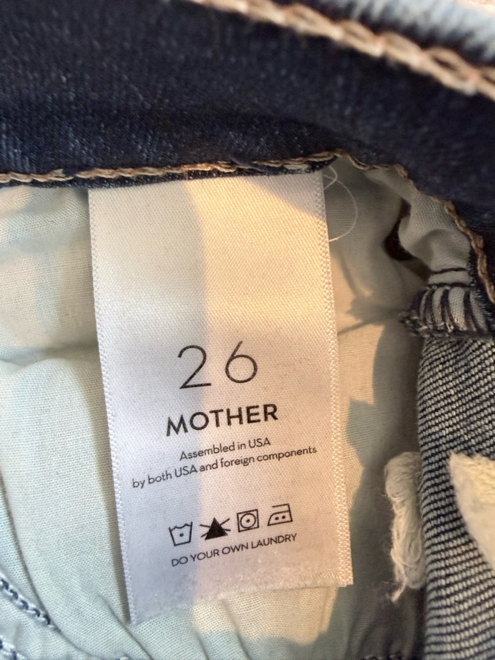 MOTHER the Swooner Rascal Ankle Jean - Picture 6 of 6
